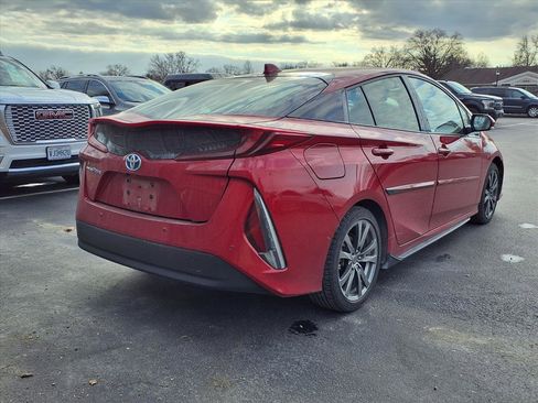 Used 2018 Toyota Prius Prime Advanced image 4