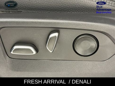 Used 2023 GMC Sierra 1500 Denali w/ Technology Package AWD/4WD image 14