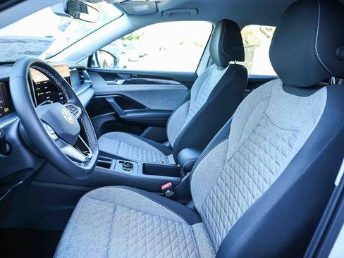 New 2026 Volkswagen Tiguan S image 26