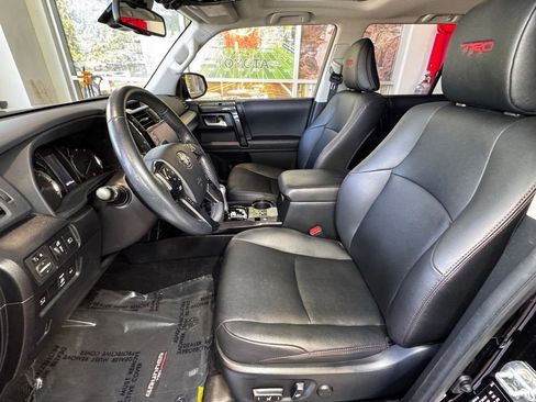 Certified 2024 Toyota 4Runner TRD Off-Road Premium w/ Off Road Premium Plus Package AWD/4WD image 23