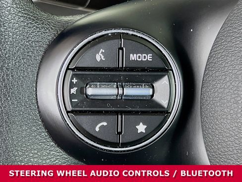 Used 2025 Kia Soul LX w/ LX Technology Package image 13