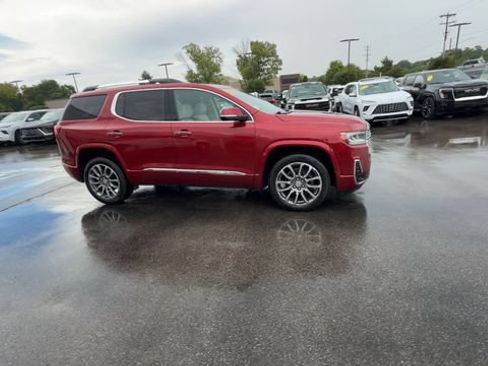 Used 2023 GMC Acadia Denali w/ Denali Technology Package AWD/4WD image 2