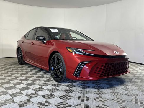 Used 2026 Toyota Camry XSE image 1