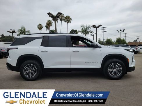 Certified 2024 Chevrolet Traverse LT AWD/4WD image 10