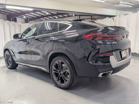 Used 2022 BMW X6 xDrive40i w/ Executive Package AWD/4WD image 4