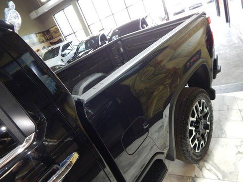 Used 2025 Chevrolet Silverado 2500 High Country w/ High Country Premium Package image 44