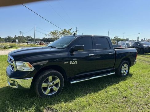 Used 2017 RAM 1500 Big Horn RWD image 4
