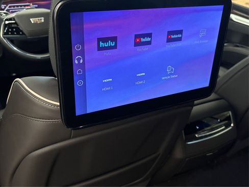 New 2025 Cadillac Escalade ESV Sport Platinum image 21