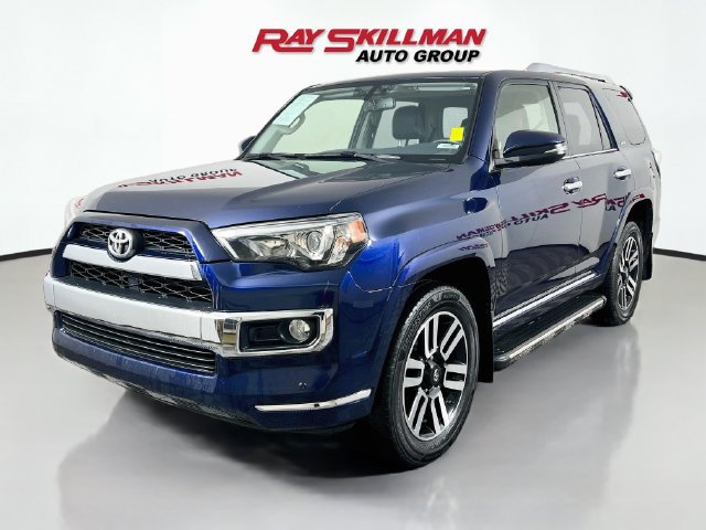 Used 2017 Toyota 4Runner Limited w/ Four Season Floor Mat Package AWD/4WD image 3