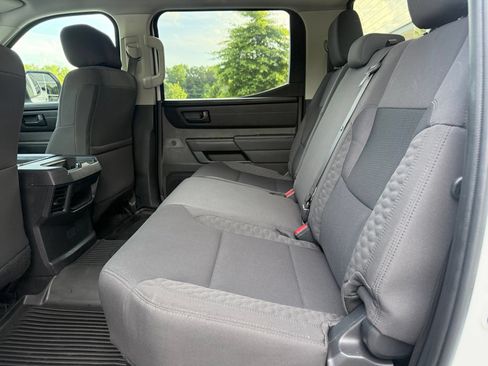 Used 2024 Toyota Tundra SR AWD/4WD image 38