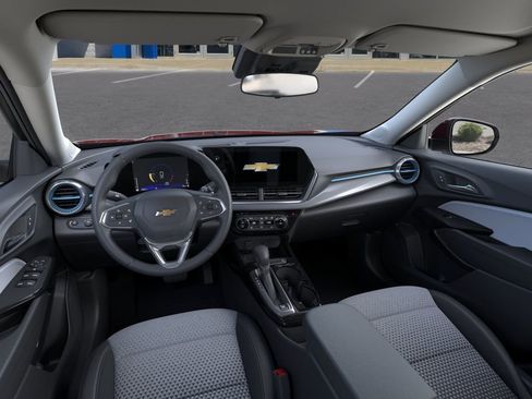 New 2026 Chevrolet Trax LT w/ Driver Confidence Package FWD image 15