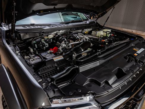 Used 2026 Ford F450 Platinum w/ Platinum Plus Package image 40