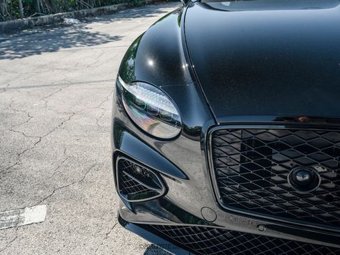 Used 2025 Bentley Continental GT Speed image 96