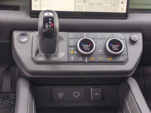 Used 2023 Land Rover Defender 110 75th Limited Edition image 25