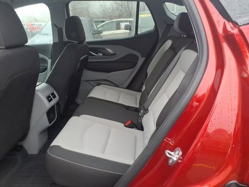 Used 2022 GMC Terrain SLE w/ Driver Convenience Package image 11