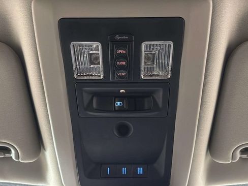 Used 2015 RAM 1500 Sport w/ Convenience Group AWD/4WD image 30