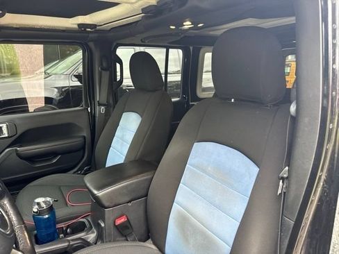 Used 2019 Jeep Wrangler Unlimited Sport AWD/4WD image 11