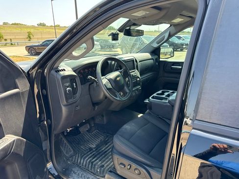 Used 2022 Chevrolet Silverado 1500 Custom RWD image 18