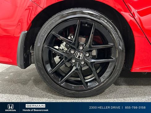 Used 2025 Honda Civic Sport image 10