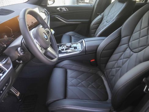 Used 2026 BMW X5 sDrive40i w/ M Sport Package RWD image 14