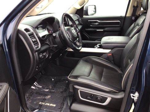 Used 2019 RAM 1500 Laramie image 9