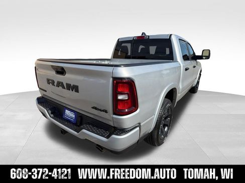 New 2026 RAM 1500 Big Horn AWD/4WD image 5