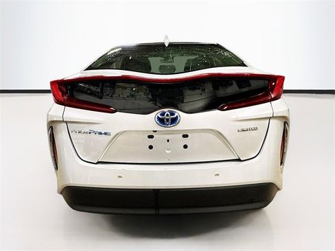 Used 2020 Toyota Prius Prime Limited image 6