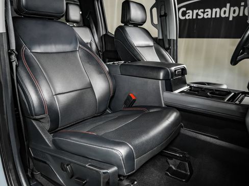 Used 2024 Ford F250 Lariat w/ Sport Appearance Package AWD/4WD image 31