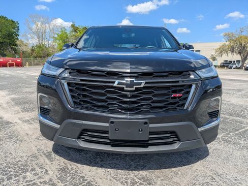 Used 2023 Chevrolet Traverse RS AWD/4WD image 9