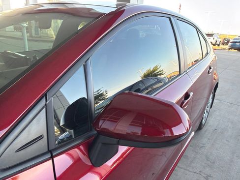 Used 2025 Toyota Corolla LE FWD image 4