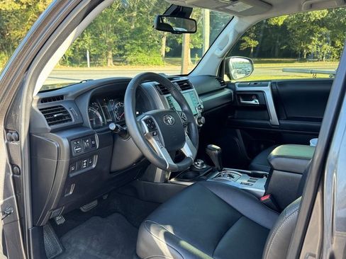 Used 2023 Toyota 4Runner TRD Sport image 8