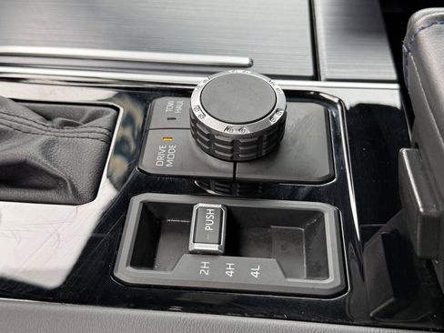 Used 2024 Toyota Tundra Platinum image 26