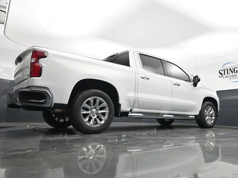 Used 2022 Chevrolet Silverado 1500 LTZ w/ LTZ Premium Package RWD image 32
