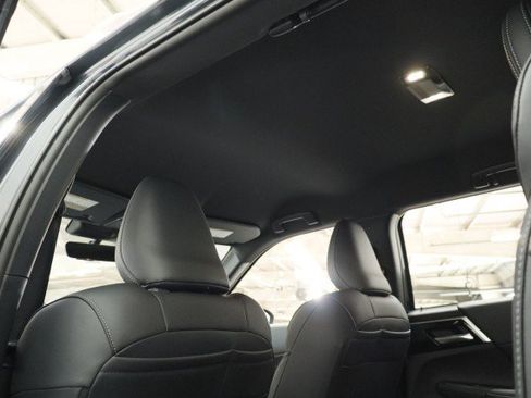 New 2026 Mitsubishi Outlander LE FWD image 23
