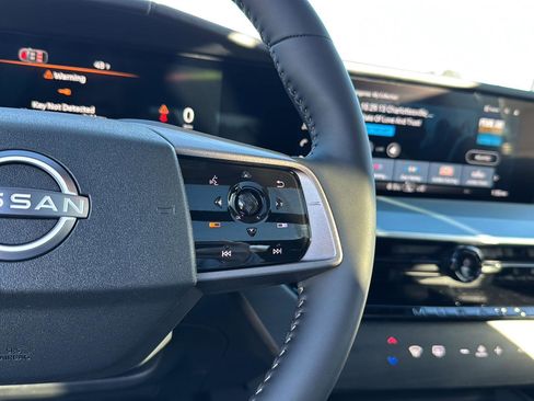 New 2026 Nissan Murano Platinum image 18