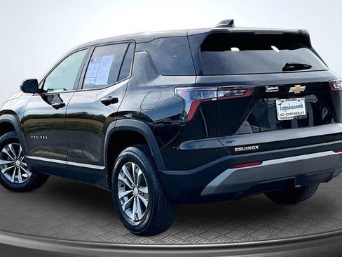Used 2025 Chevrolet Equinox LT image 4