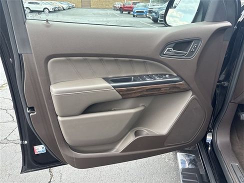 Certified 2021 GMC Canyon Denali image 21