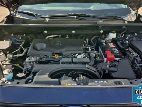 Used 2021 Toyota RAV4 XLE Premium image 35