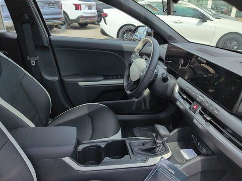 New 2026 Kia K4 GT-Line FWD image 7