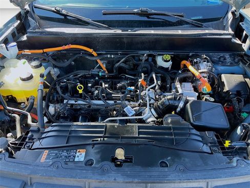 Used 2022 Ford Maverick Lariat w/ Lariat Luxury Package image 29