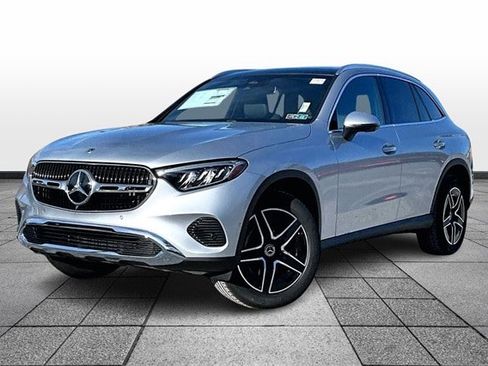 New 2026 Mercedes-Benz GLC 300 4MATIC image 2