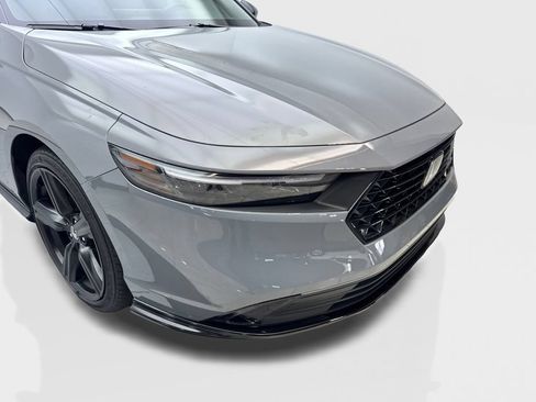 Used 2025 Honda Accord Sport image 17
