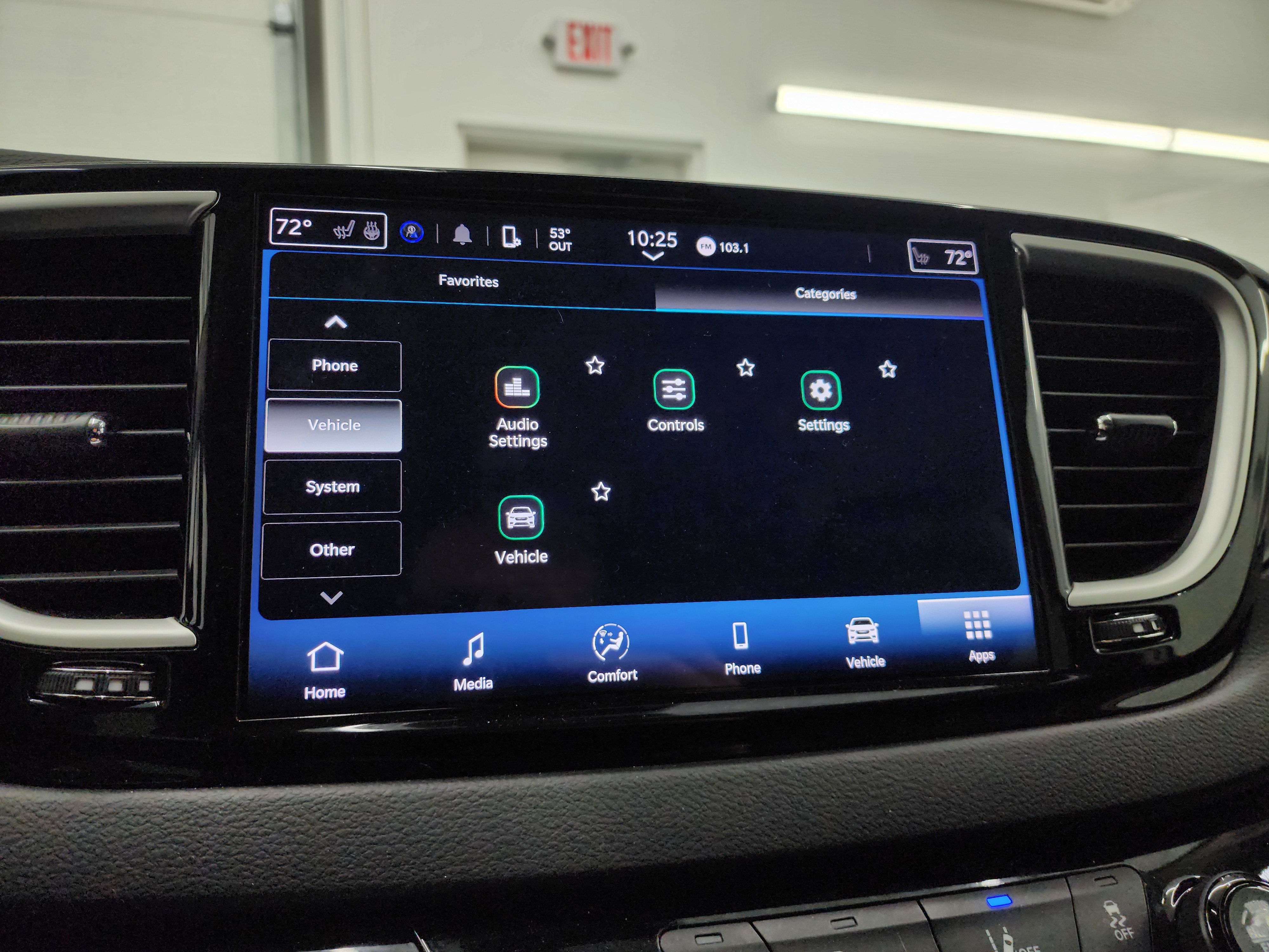 Used 2024 Chrysler Pacifica Touring-L FWD image 58