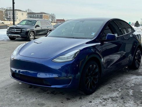 Used 2023 Tesla Model Y Long Range image 60