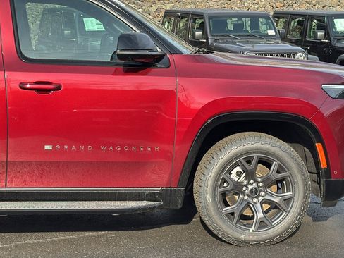 New 2026 Jeep Grand Wagoneer 4WD image 5