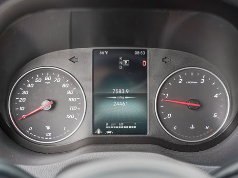 Used 2024 Mercedes-Benz Sprinter 2500 image 17