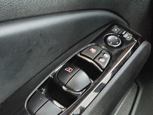 Used 2024 Nissan Altima 2.5 SR image 16