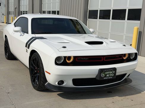 Used 2022 Dodge Challenger R/T Scat Pack RWD image 8