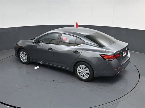 Used 2025 Nissan Sentra S image 41