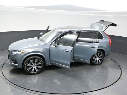 Used 2023 Volvo XC90 T8 Plus w/ Protection Package Premier image 36